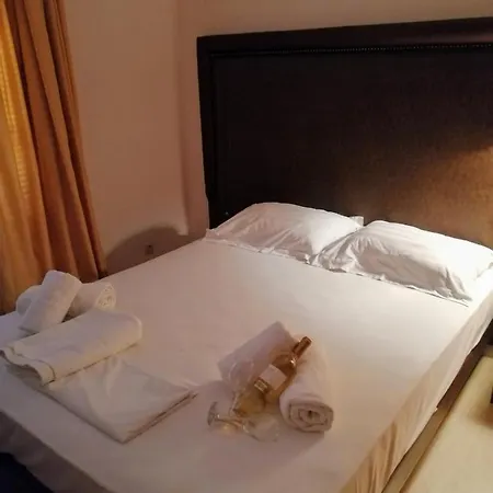 Verdelis Hotel 2*