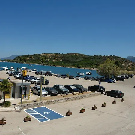 Ξενοδοχείο Verdelis 2*